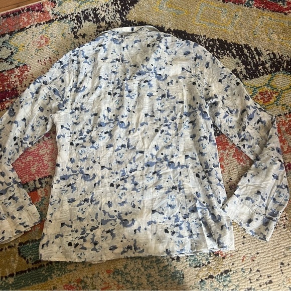 Van Heusen button down shirt size L 100% rayon - Picture 2 of 6